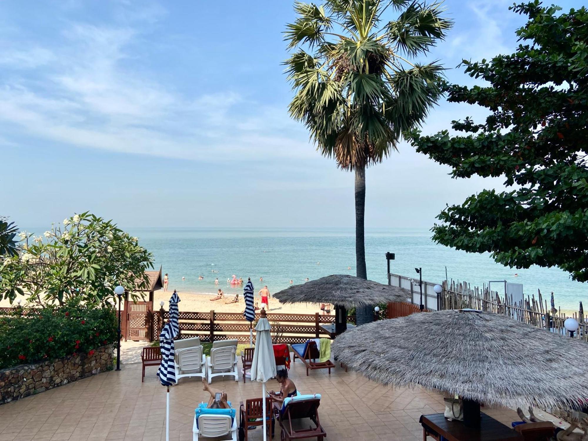Amazing Spacious Seaview Apartment *